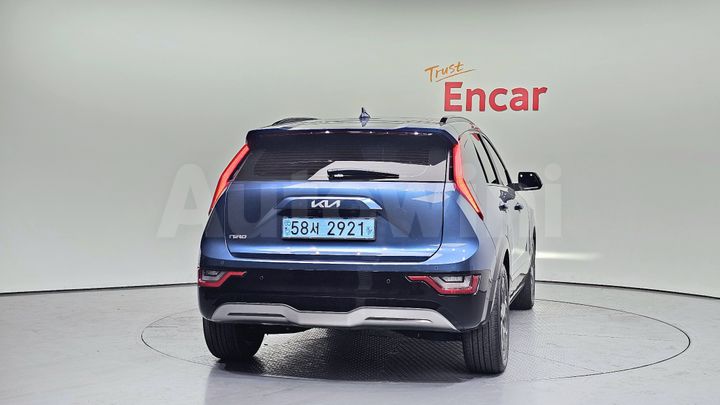 Kia Niro 2023 — 4