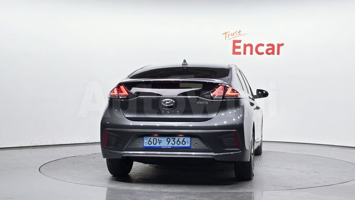 Hyundai Ioniq 2020 — 4