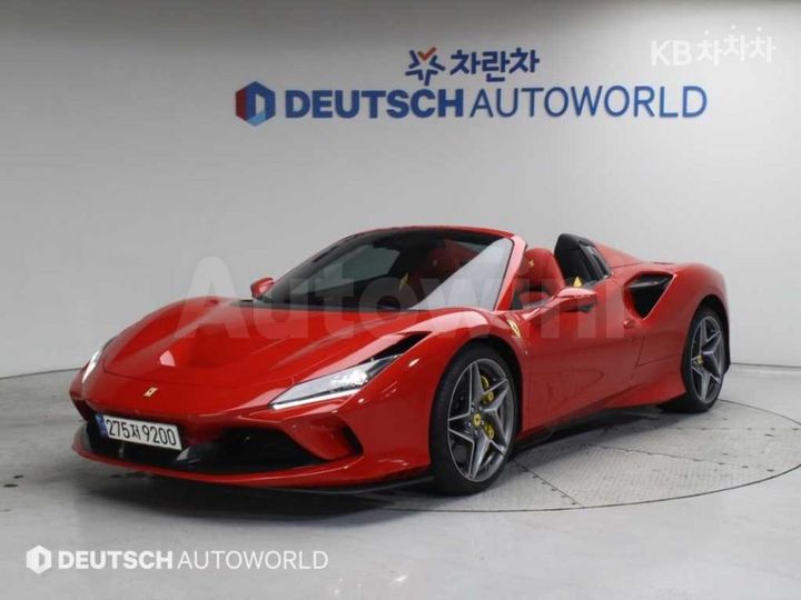 Ferrari F8