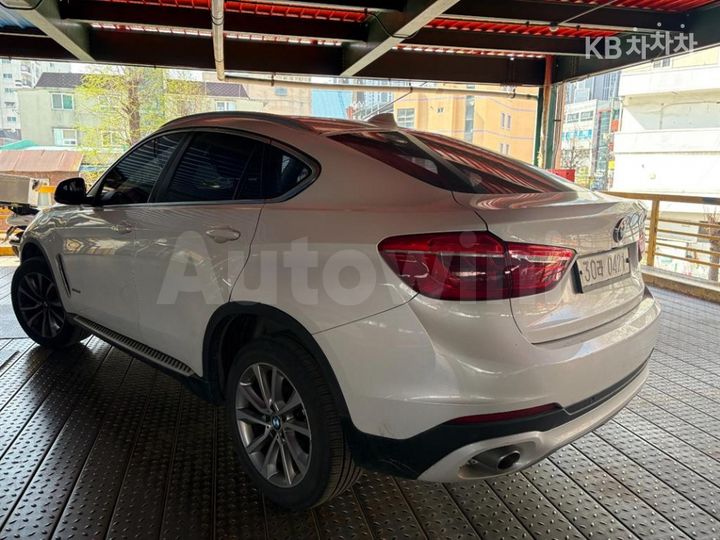 BMW X6 2015 — 2