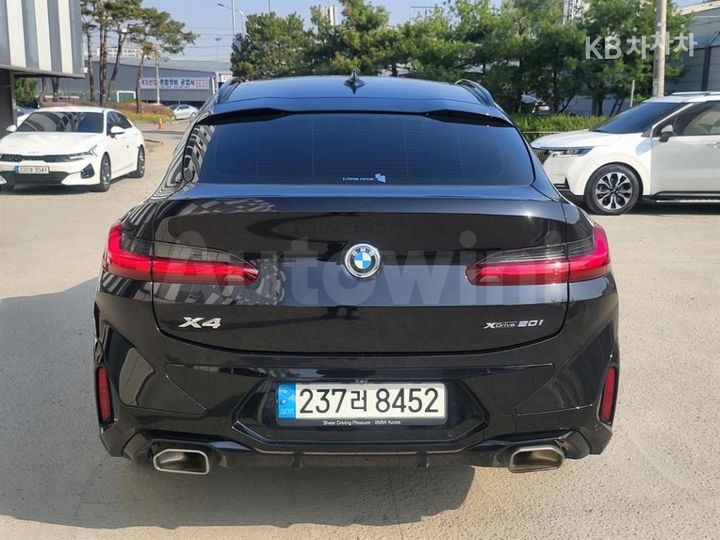 BMW X4 2023 — 4