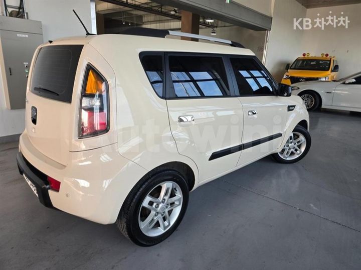 Kia Soul 2010 — 3