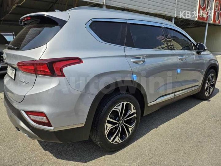 Hyundai SantaFe 2019 — 5