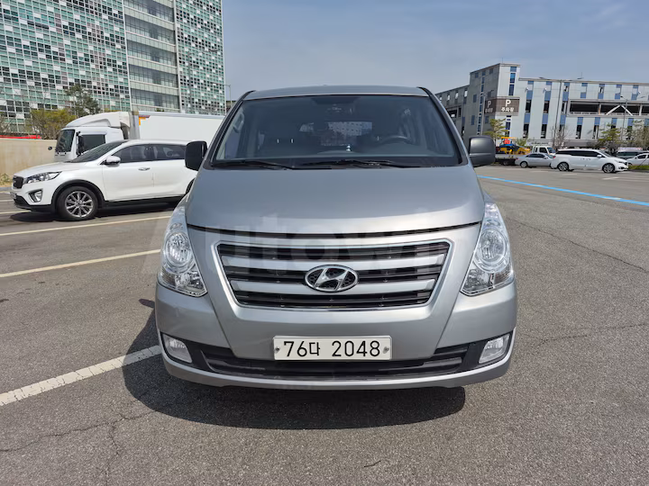 Hyundai Starex 2018 — 2