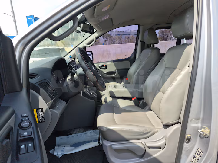 Hyundai Starex 2018 — 5