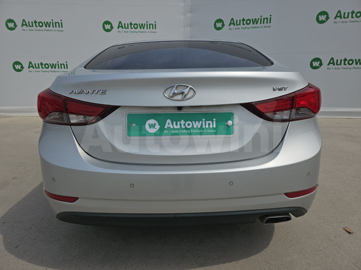 Hyundai Avante 2014 — 4