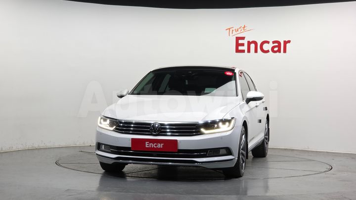 Volkswagen Passat 2018 — 3