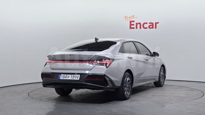 Hyundai Avante 2024 — 2