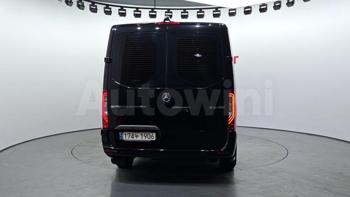 Mercedes Benz Sprinter 2023 — 4