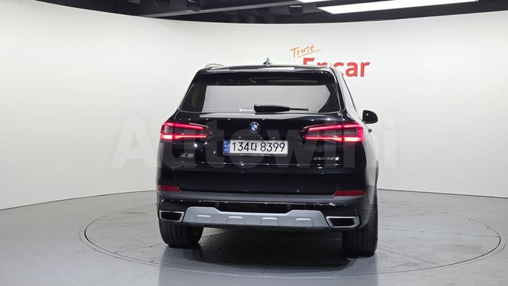 BMW X5 2021 — 4