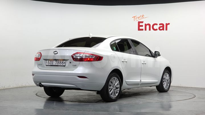 Renault SM3 2013 — 2