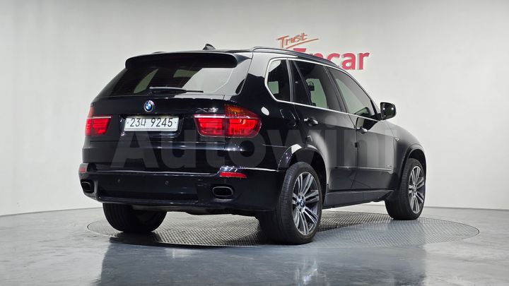 BMW X5 2012 — 2
