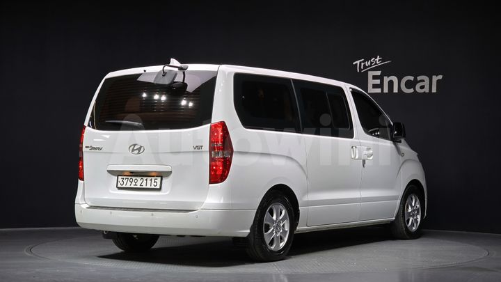 Hyundai Starex 2020 — 2