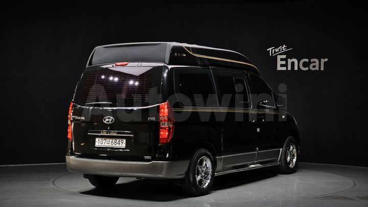 Hyundai Starex 2011 — 2