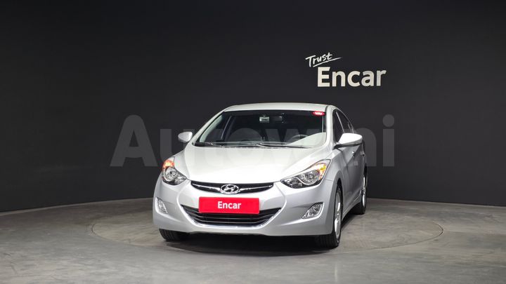 Hyundai Avante 2013 — 3