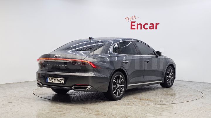 Hyundai Grandeur 2023 — 2