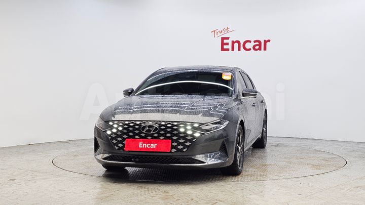 Hyundai Grandeur 2023 — 3