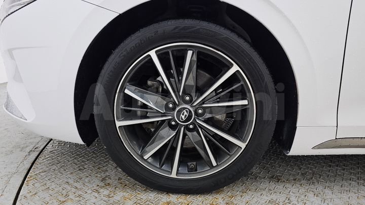 Hyundai Grandeur 2023 — 5