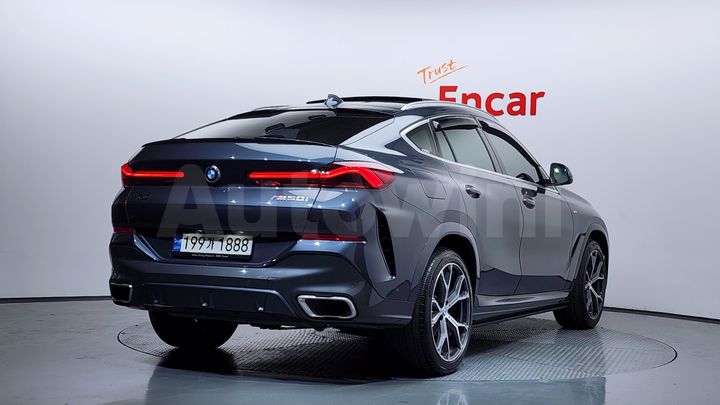 BMW X6 2022 — 2
