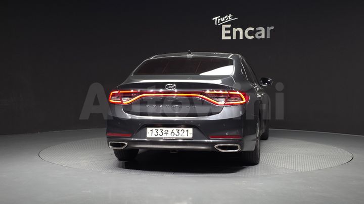 Hyundai Grandeur 2017 — 4