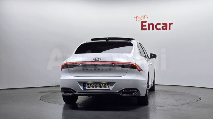 Hyundai Grandeur 2022 — 4