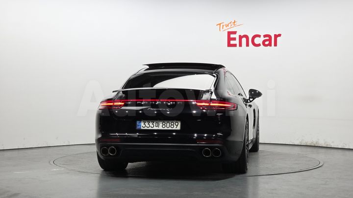 Porsche Panamera 2018 — 4