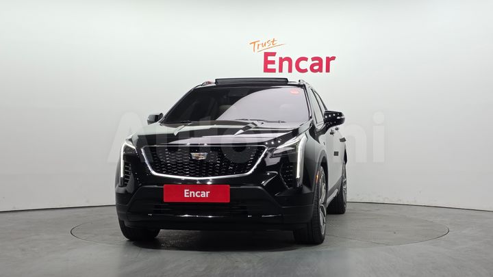 Cadillac XT4 2023 — 3