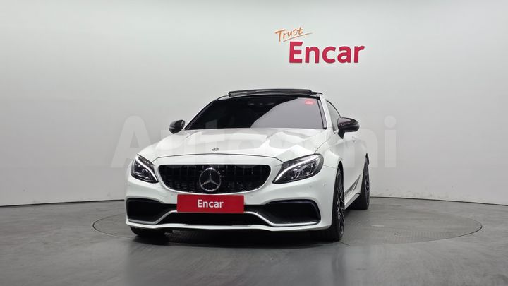 Mercedes Benz C Class 2018 — 3