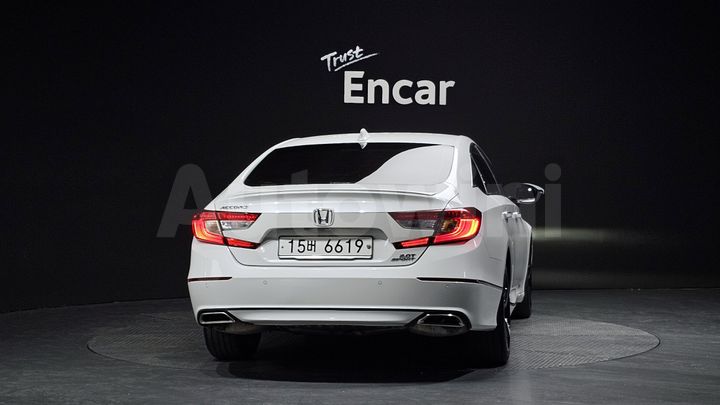 Honda Accord 2018 — 4