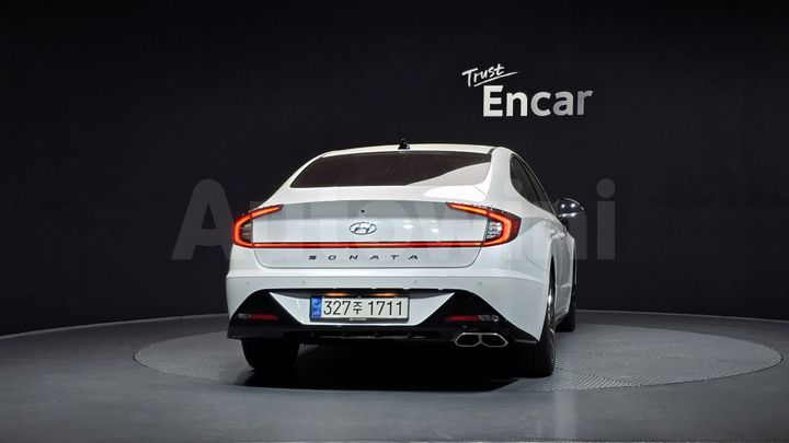 Hyundai Sonata 2023 — 4