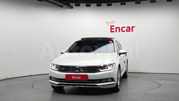 Volkswagen Passat 2018 — 3