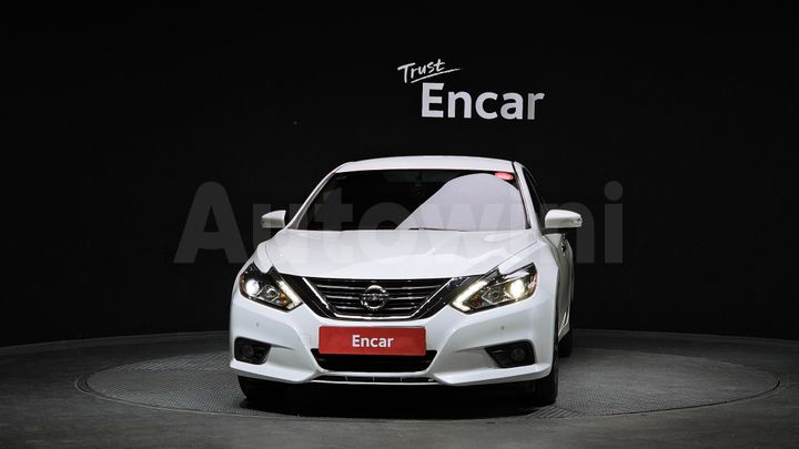 Nissan Altima 2018 — 3