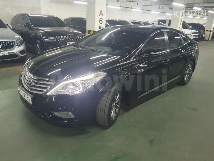 Hyundai Grandeur 2011 — 3