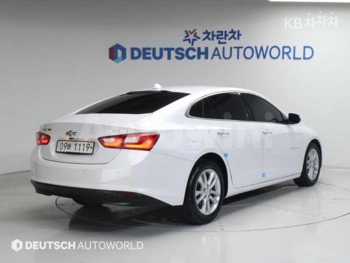 Chevrolet Malibu 2018 — 2