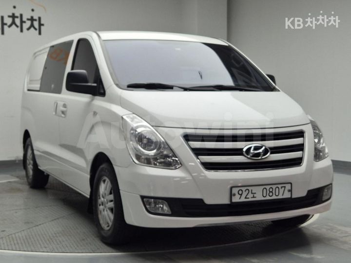 Hyundai Starex 2017 — 4