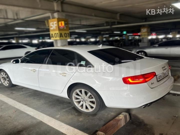 Audi A4 2013 — 3