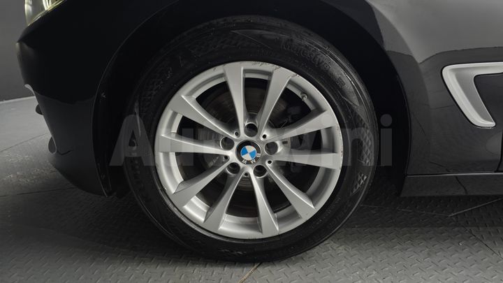 BMW 3 Series 2020 — 5