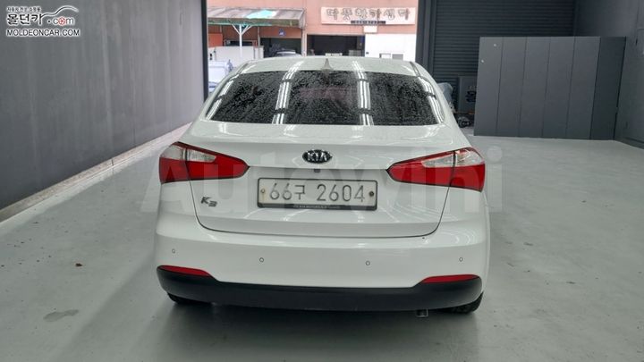 Kia K3 2015 — 4