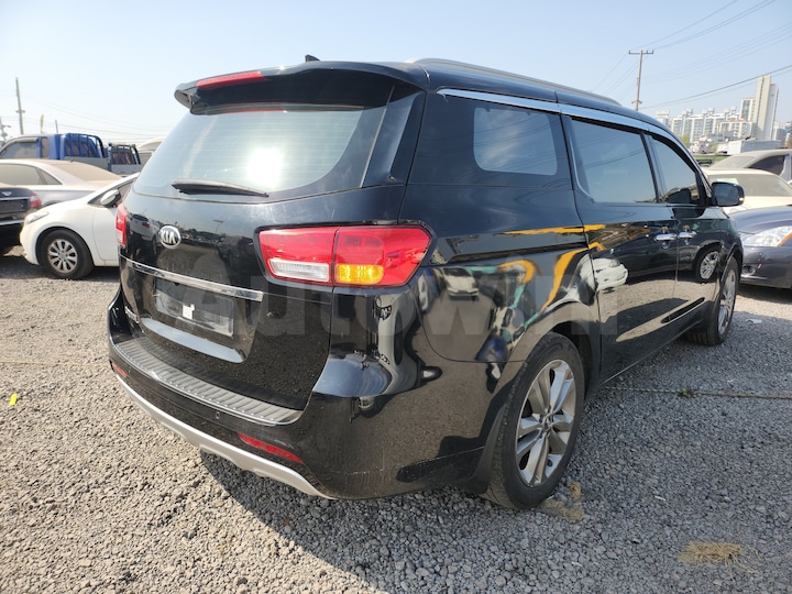 Kia Carnival 2015 — 5