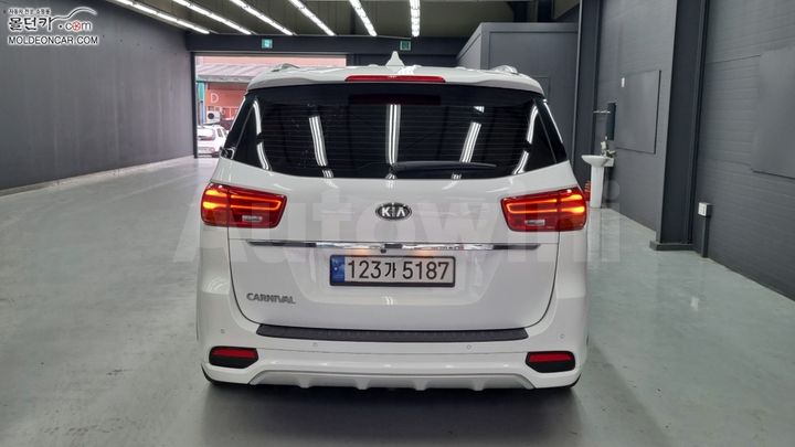 Kia Carnival 2018 — 4