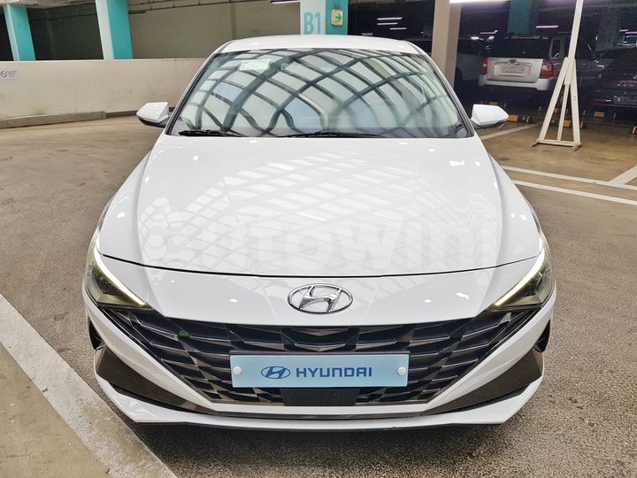 Hyundai Avante 2021 — 3