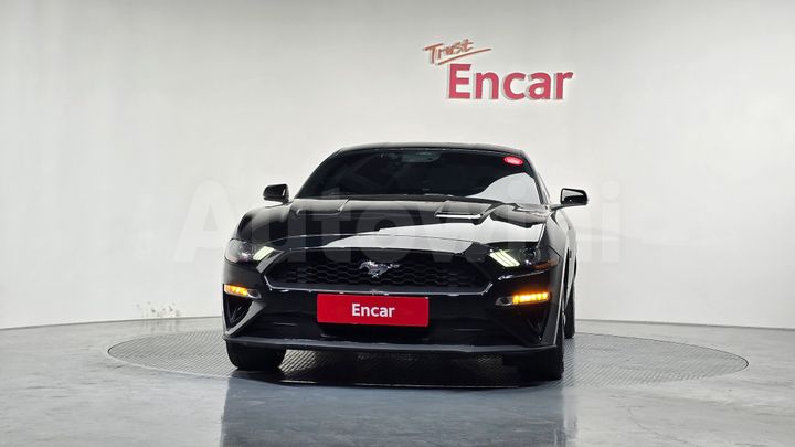 Ford Mustang 2020 — 3