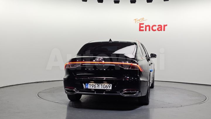 Hyundai Grandeur 2021 — 4