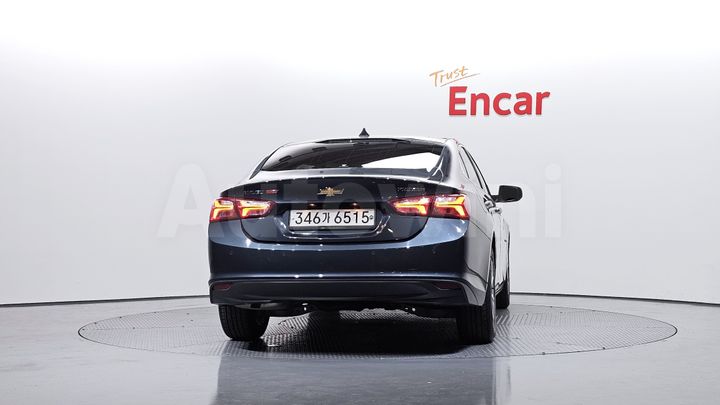 Chevrolet Malibu 2020 — 4