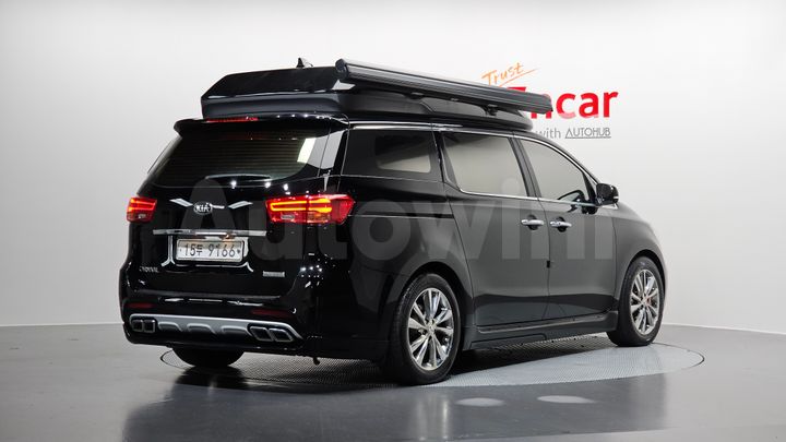 Kia Carnival 2018 — 2