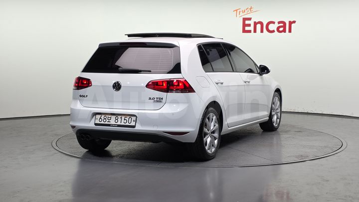 Volkswagen Golf 2015 — 2