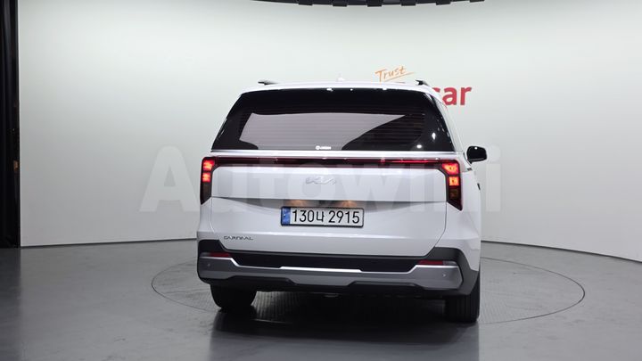 Kia Carnival 2024 — 4