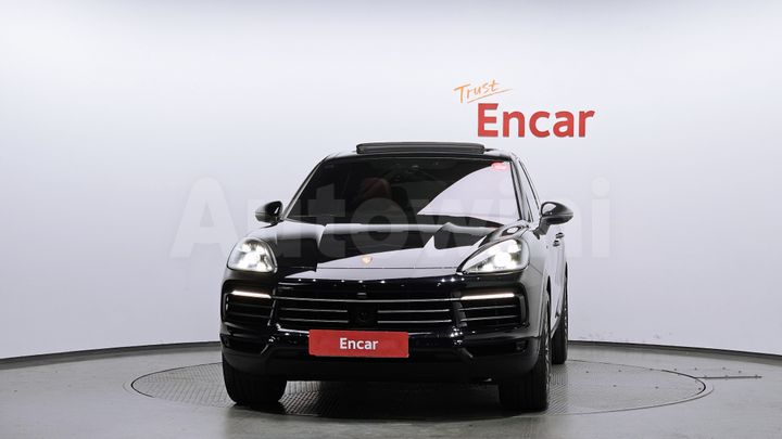 Porsche Cayenne 2022 — 3