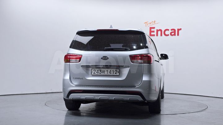 Kia Carnival 2016 — 4