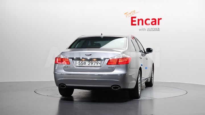 Hyundai Genesis 2009 — 4